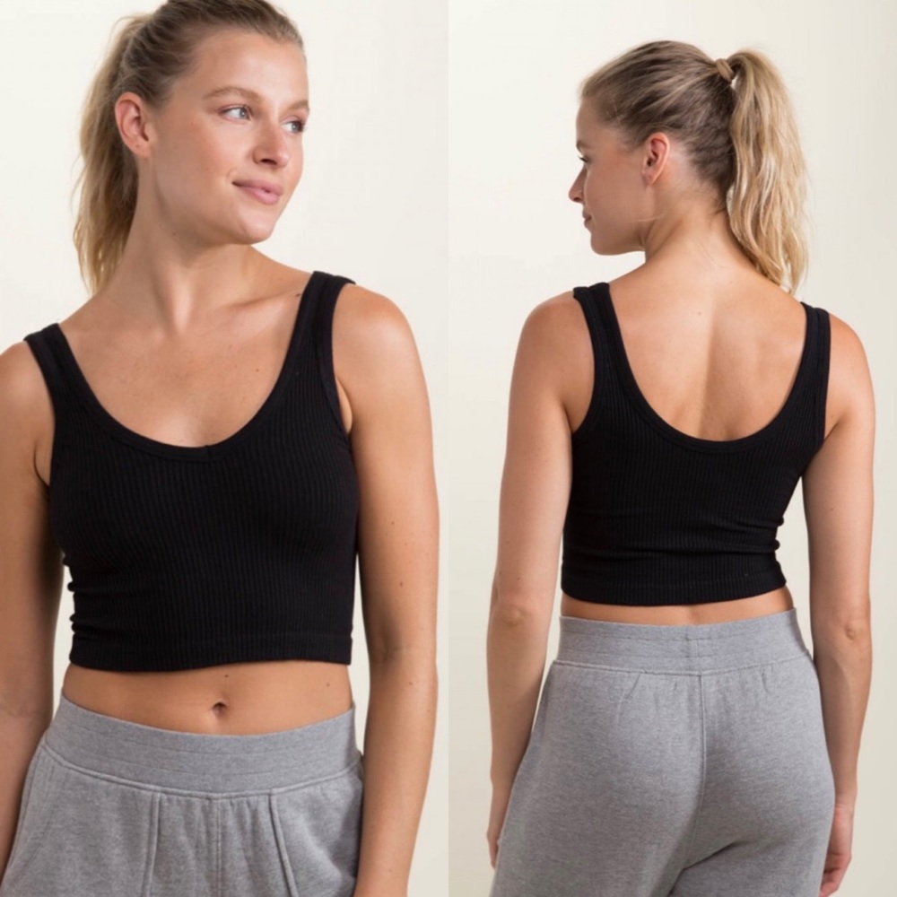 NWT Ribbed Seamless Cropped Tank